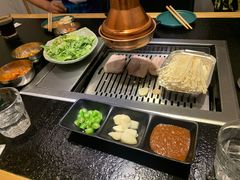 -臻牛烤肉