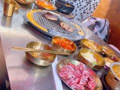 -釜山火炉·海鲜烤肉(紫藤路店)