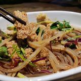牦牛膝骨也非常好吃，牛筋嫩死了