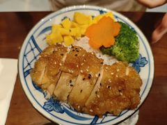 -8PINTS八品脱·日料·烧鸟·精酿小酒馆(莘庄店)