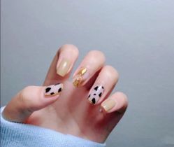 -兔猫ToMoreNails美甲美睫
