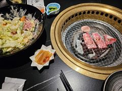 -山川小町·极番烧肉(新地假日广场店)