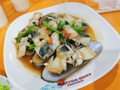 -班赞海鲜市场胖阿姨加工点