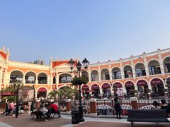 -佛罗伦萨小镇广佛名品奥特莱斯(疏港路店)