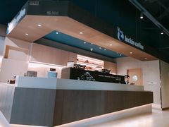 -瑞幸咖啡(巴黎春天陕西路店)