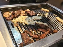 -臻牛烤肉