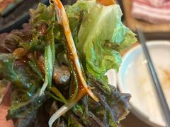 -江南猪肉商会无限续吃(弘大店)