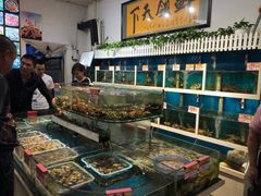 水产区-鑫悦楼煎蟹·16年海鲜大排档