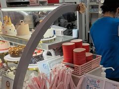 -DQ·蛋糕·冰淇淋(五棵松万达店)