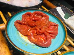 -老牌坊云南鱼豆花火锅(爱建店)