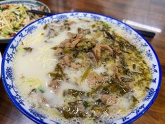 雪菜肉丝面-雪琴面馆富安特色鱼汤面(城中花园店)