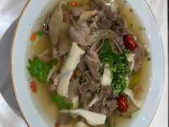-犇逸·乐山跷脚牛肉·四川现炒(览海店)