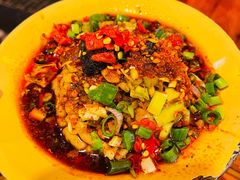 -拈签一笑黄牛肉辣卤串串