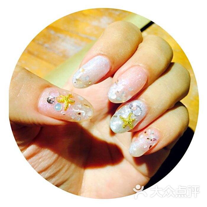 100nail伊奈尔日式快捷美甲美睫店