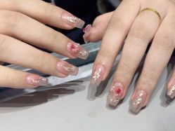 -艾珂·美甲美睫