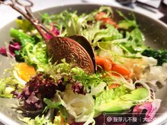 低脂烟熏三文鱼沙拉-酒池星座(深圳湾后海汇店)