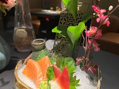 -蟹犇前•帝王蟹雪蟹(陆家嘴店)