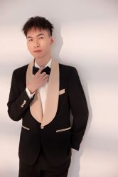 -麦田·婚纱摄影(天河新天地店)