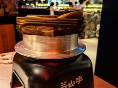 现焖宣威火腿牛肝菌焖饭-芸山季·云南野生菌火锅(人民广场来福士店)