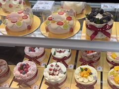 -花花卷卷·鲜食蛋糕(静安久光百货店)
