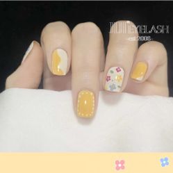 -吉吉靓甲美睫