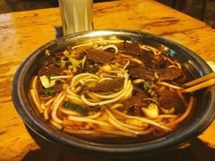 -薛记襄阳香辣牛肉面(平安路店)