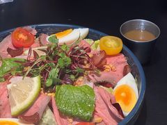 低温和牛牛肉沙拉-J's Cafe Lab