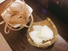 -老房老舍重庆火锅(假日城市店)