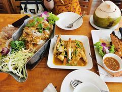 -两兄弟Song Pee Nong(2号店)