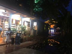 门面-猫的天空之城概念书店(景德镇陶溪川店)