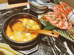 -山川小町·极番烧肉(新地假日广场店)