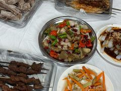 -布尔津河堤夜市