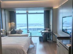 -深圳国际会展中心希尔顿酒店(前海华发冰雪世界店)