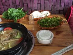 -阿婆情腊排骨火锅(金虹路店)