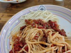 -歹歹的加个面过油肉拌面