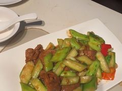 -肥仔文澳门猪骨煲(南京西路店)