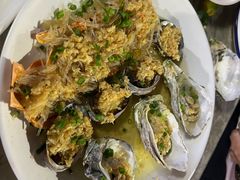 -四川小胡子海鲜(丁村万人海鲜广场店)