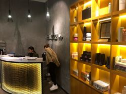 点击看大图 -时尚殿堂明星门店