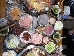 -艾嬢七八九老火锅(37年李子坝店)