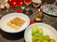 -海派悦庭·海胆烧麦·新融合菜(凯德广场店)