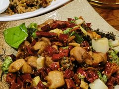 -滇香肴·云南菜蒸汽石锅鱼(云南北路店)