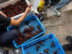 -指爱龙虾(金杨路总店)