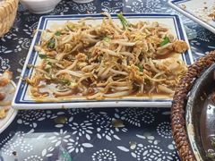 -八两八金·莱芜特色炒鸡(市南漳浦路店)