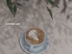 拿铁咖啡-素咫咖啡CLIFEROSE
