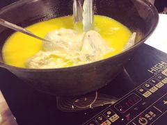 -鲜入围煮花胶鸡海鲜火锅