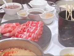 -红鼎豆捞·非遗鲍皇汤火锅(宝丰路店)