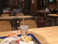 大堂-汉堡王(徐汇绿地缤纷店)