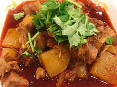 萝卜烧牛肉-曾牛肉
