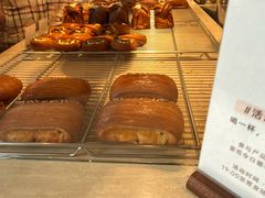 -VERIE BAKEHOUSE