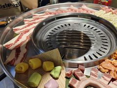 -哈哈碳都·牛肋条无限自助烤肉(宝龙店)